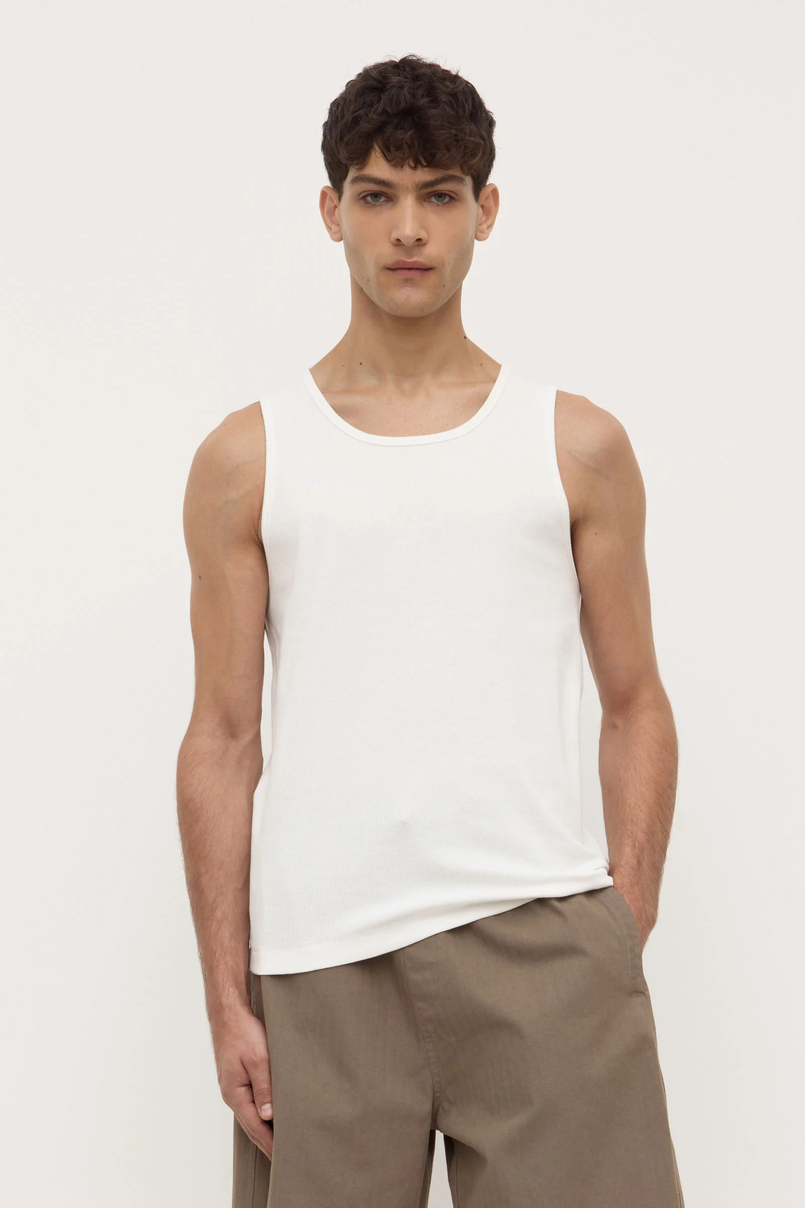 Arlo Tank