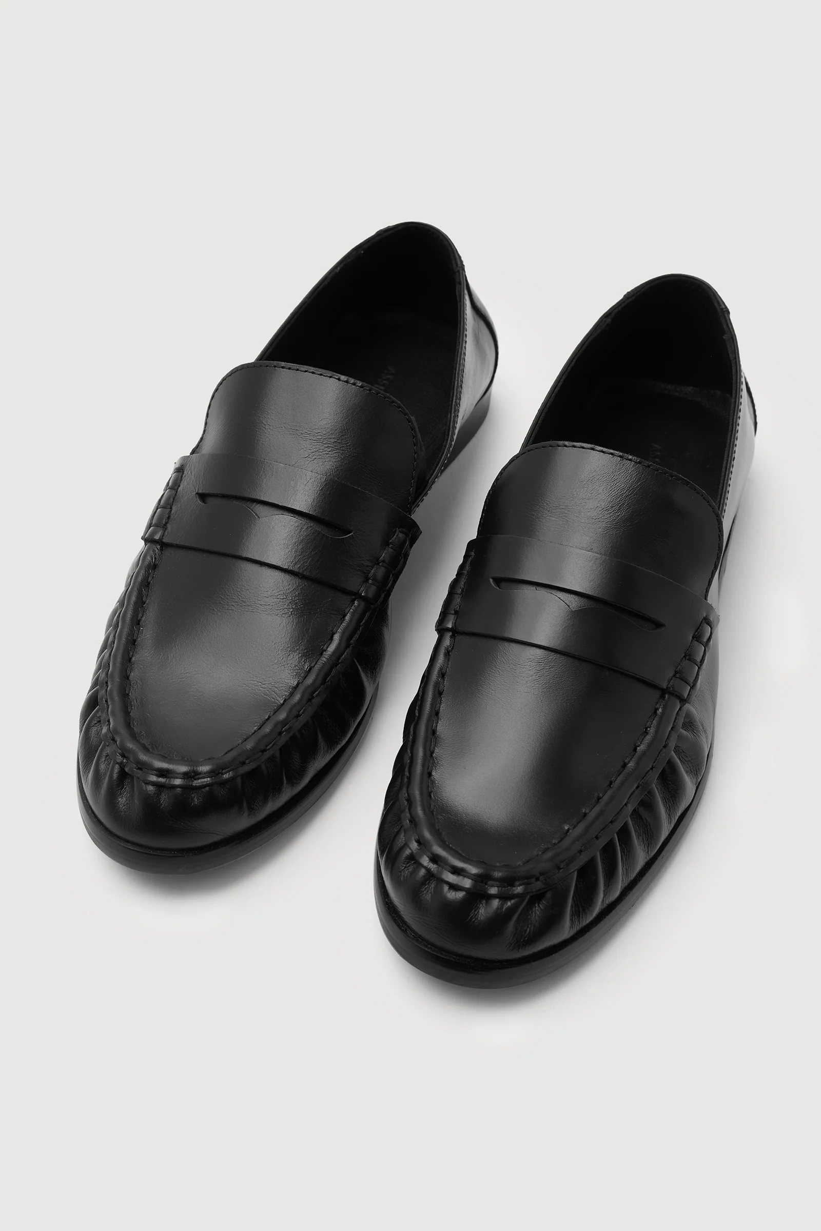 Avenue Leather Loafer - Image 3