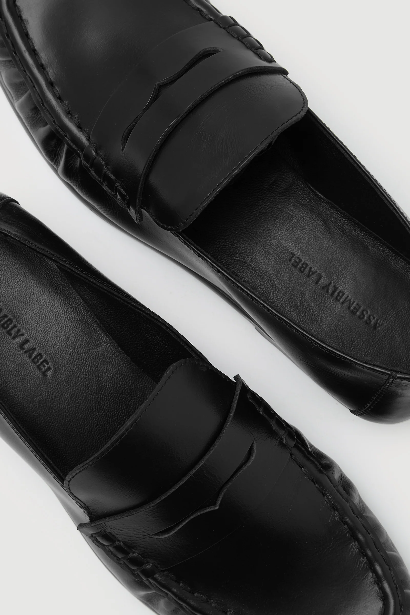Avenue Leather Loafer - Image 5