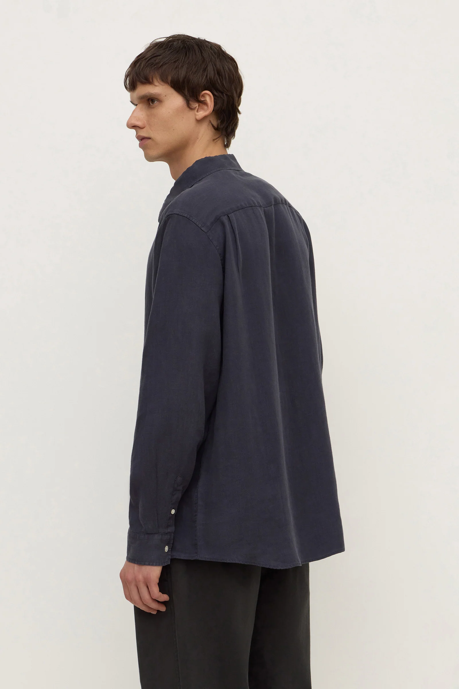 Mens Everyday Linen Shirt - Image 6