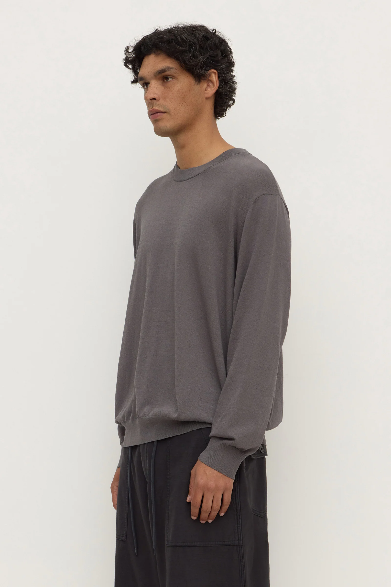 Hugh Knit Crew - Image 5