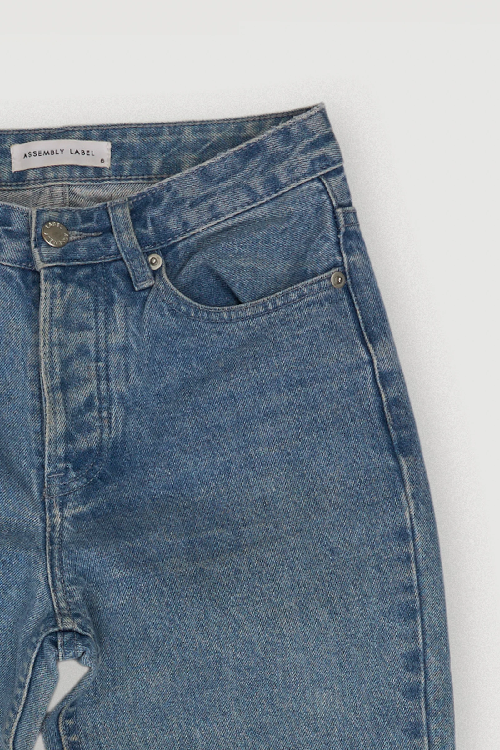 Re-Worn Womens Denim Jean - Image 2