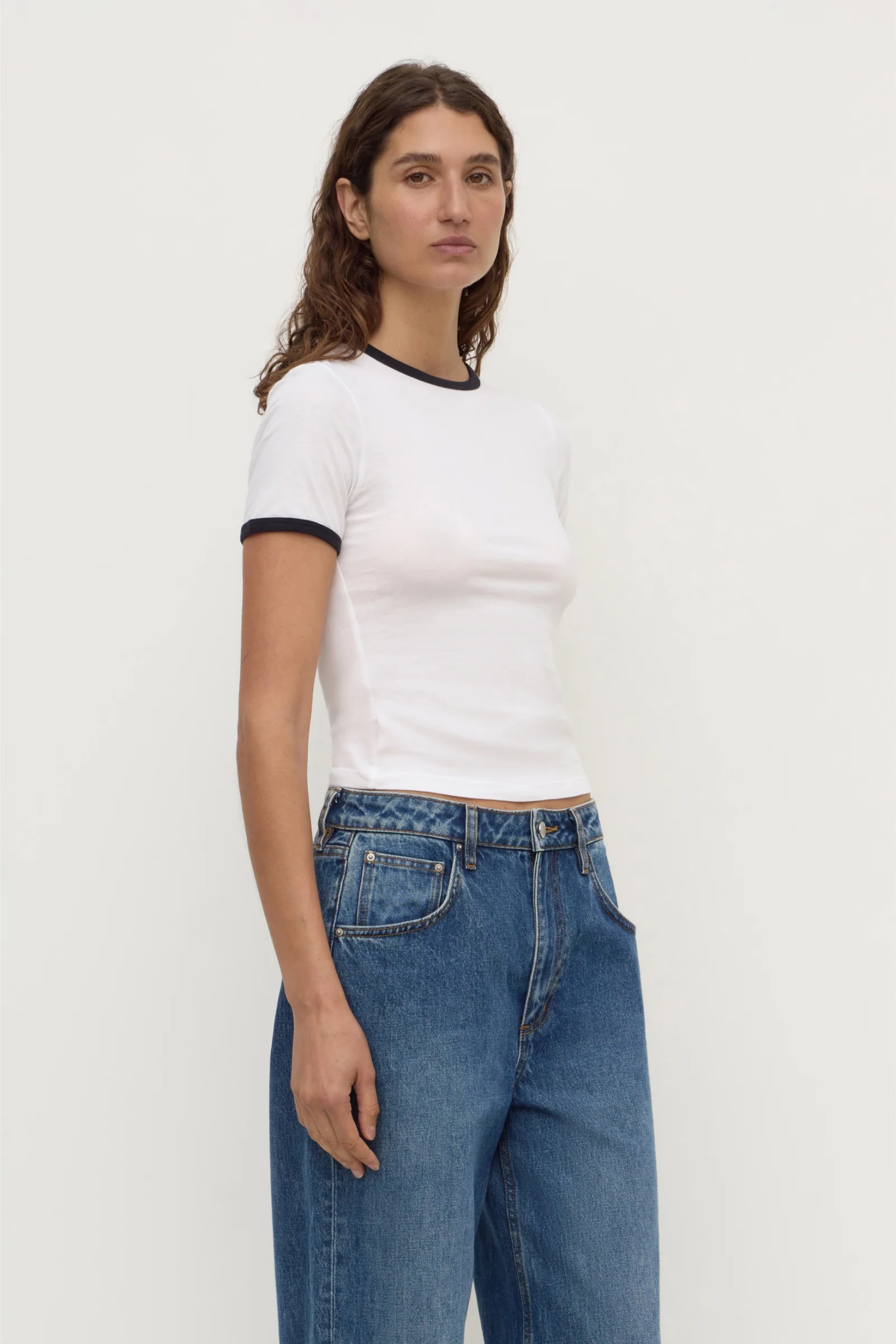 Kourt Contrast Bind Tee - Image 5