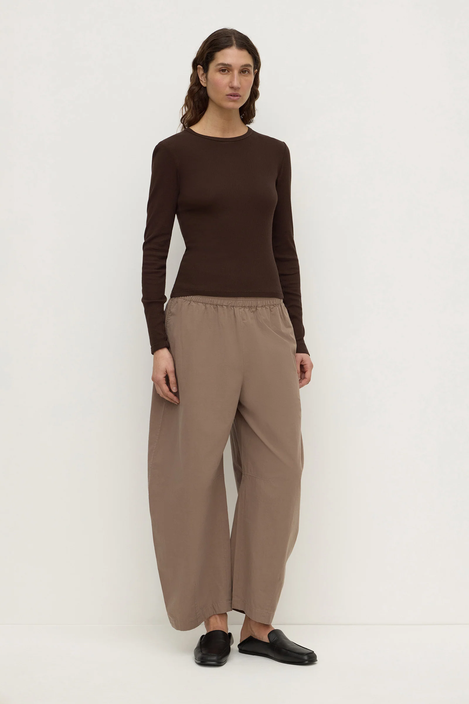 Lola Barrel Pant - Image 4