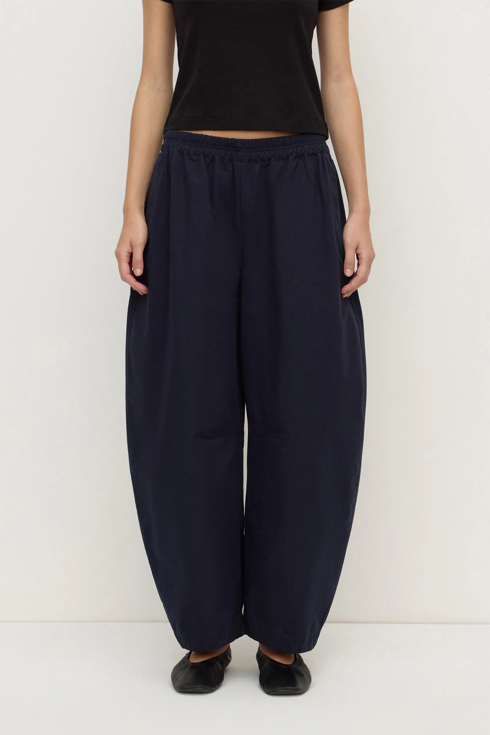 Lola Barrel Pant - Image 2