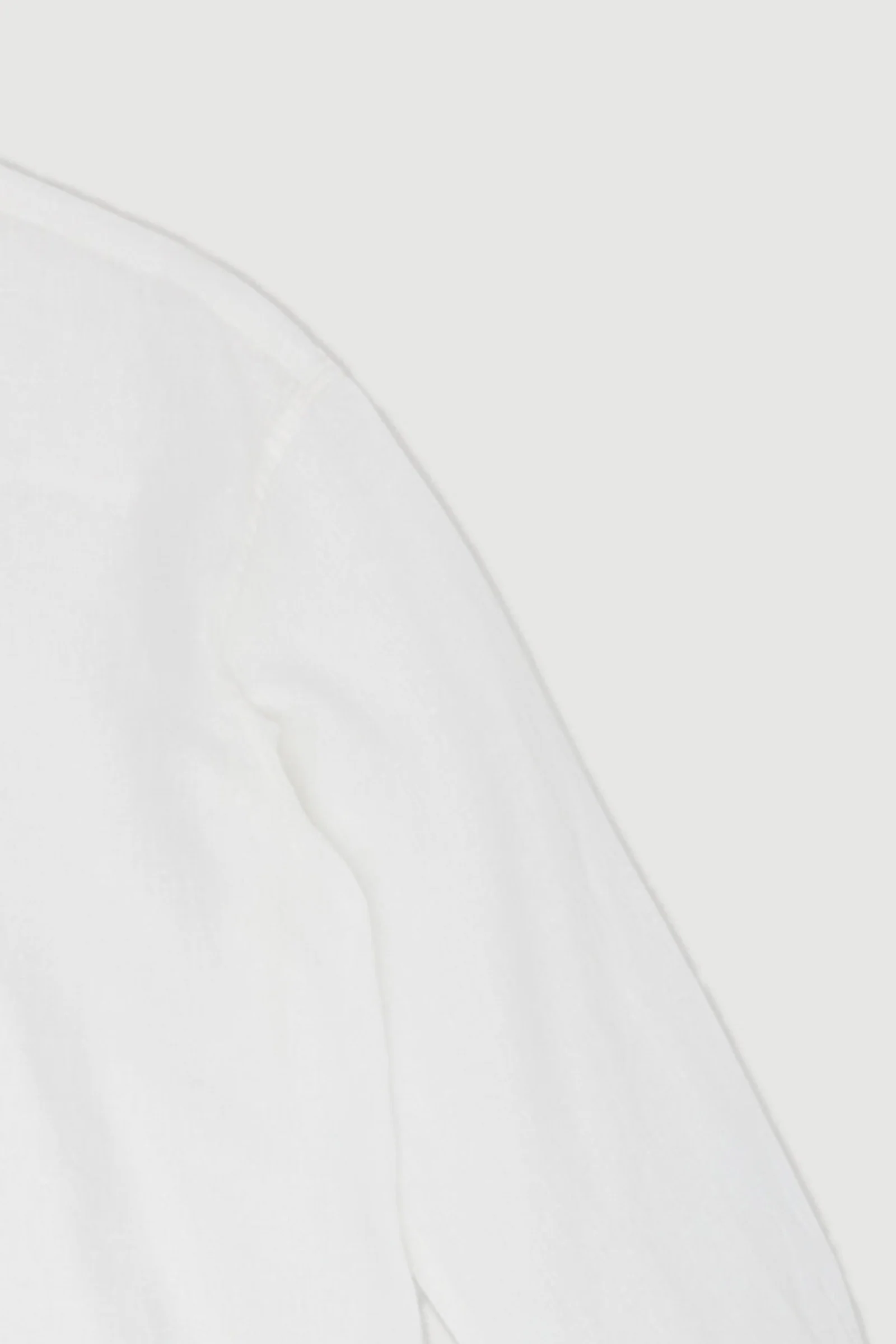 Re-Worn Womens Linen Shirt - Image 2