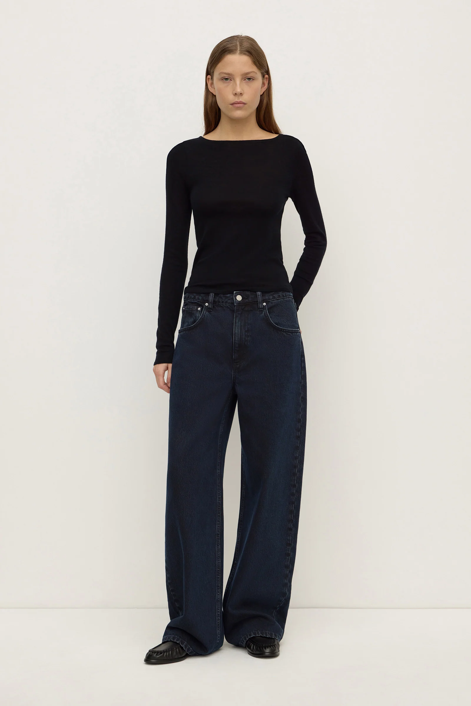 Low Curve Mid Rise Jean - Image 3