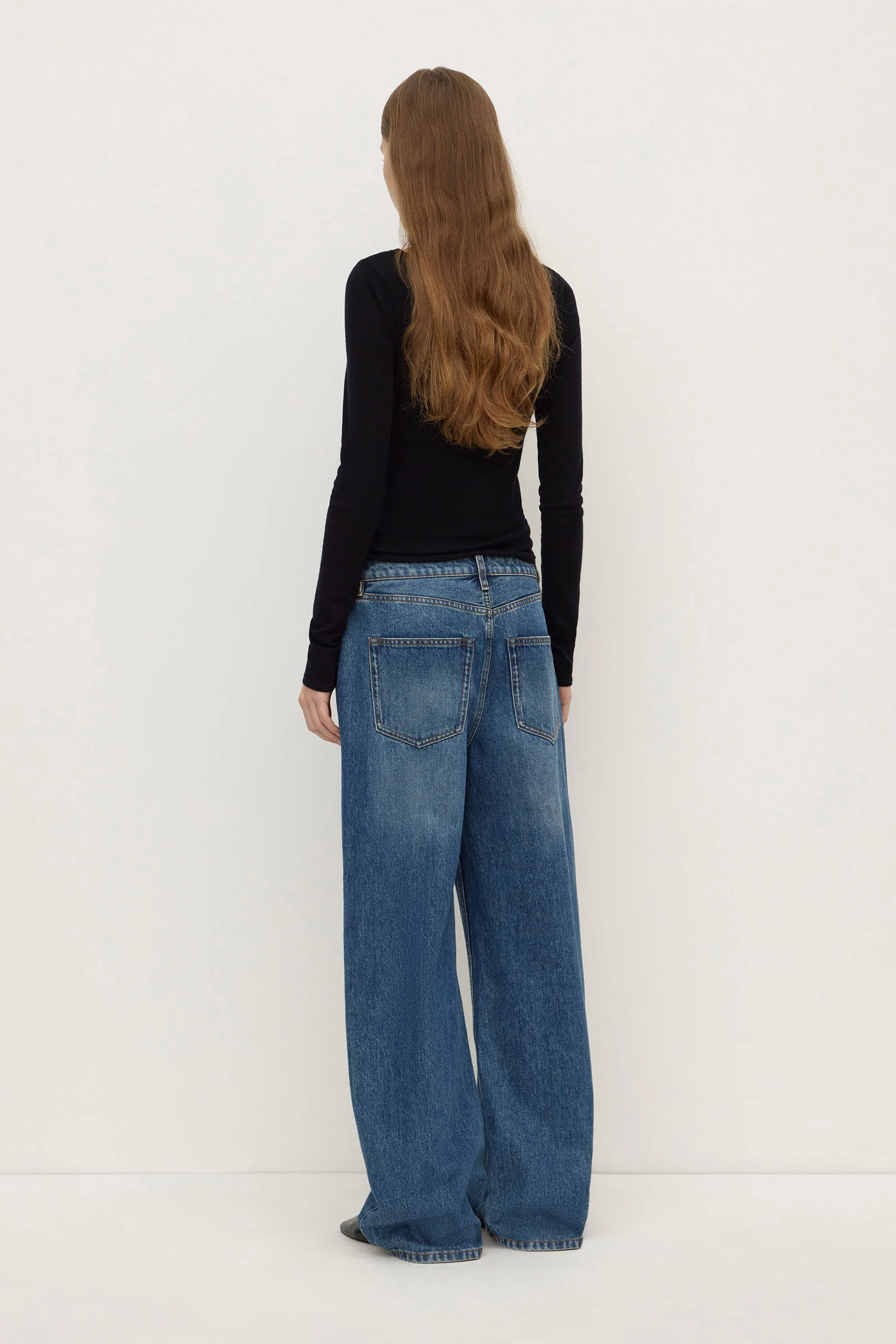 Low Curve Mid Rise Jean - Image 5
