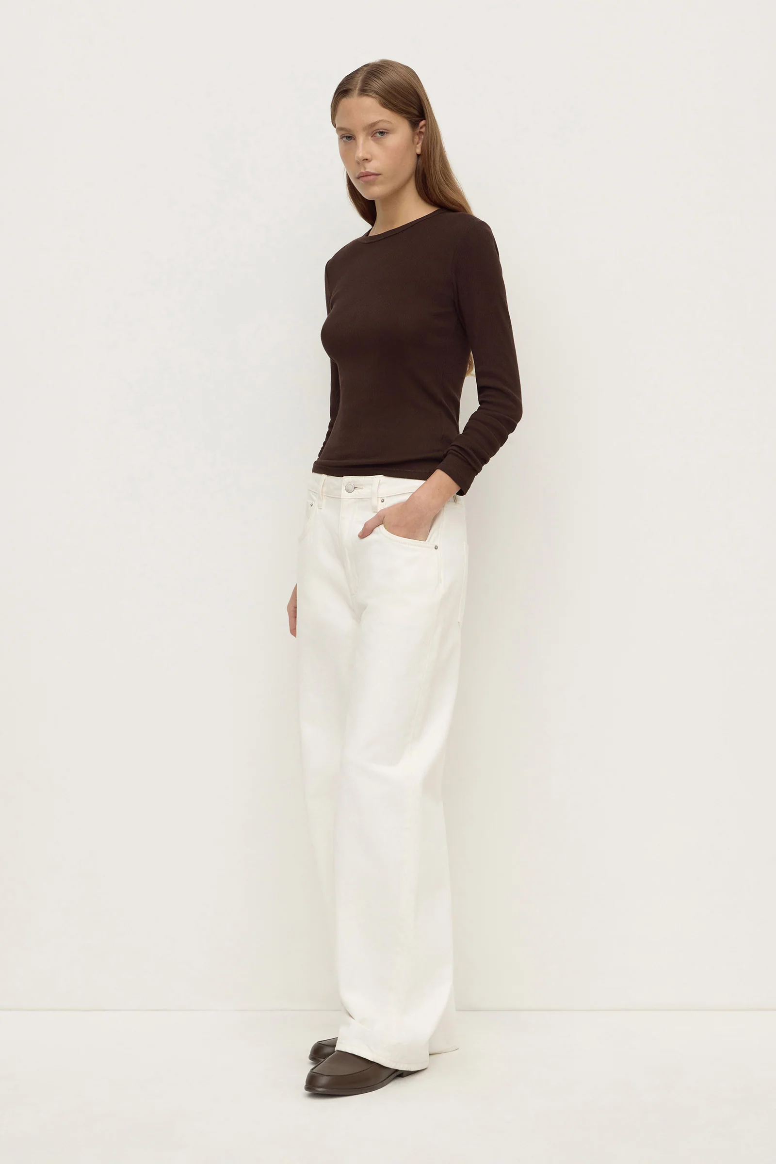 Low Curve Mid Rise Jean - Image 4