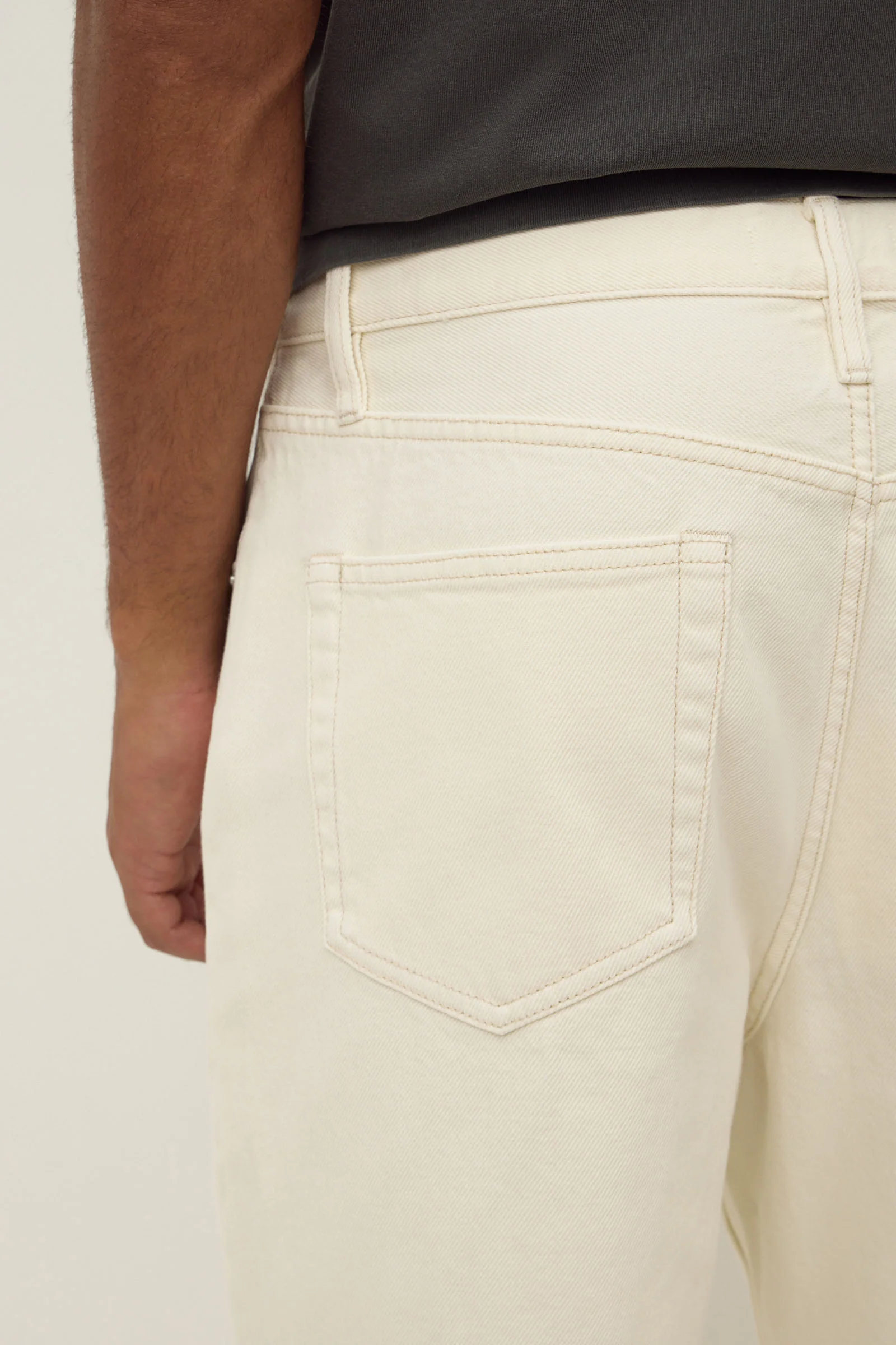 Mens Relaxed Jean - Image 6