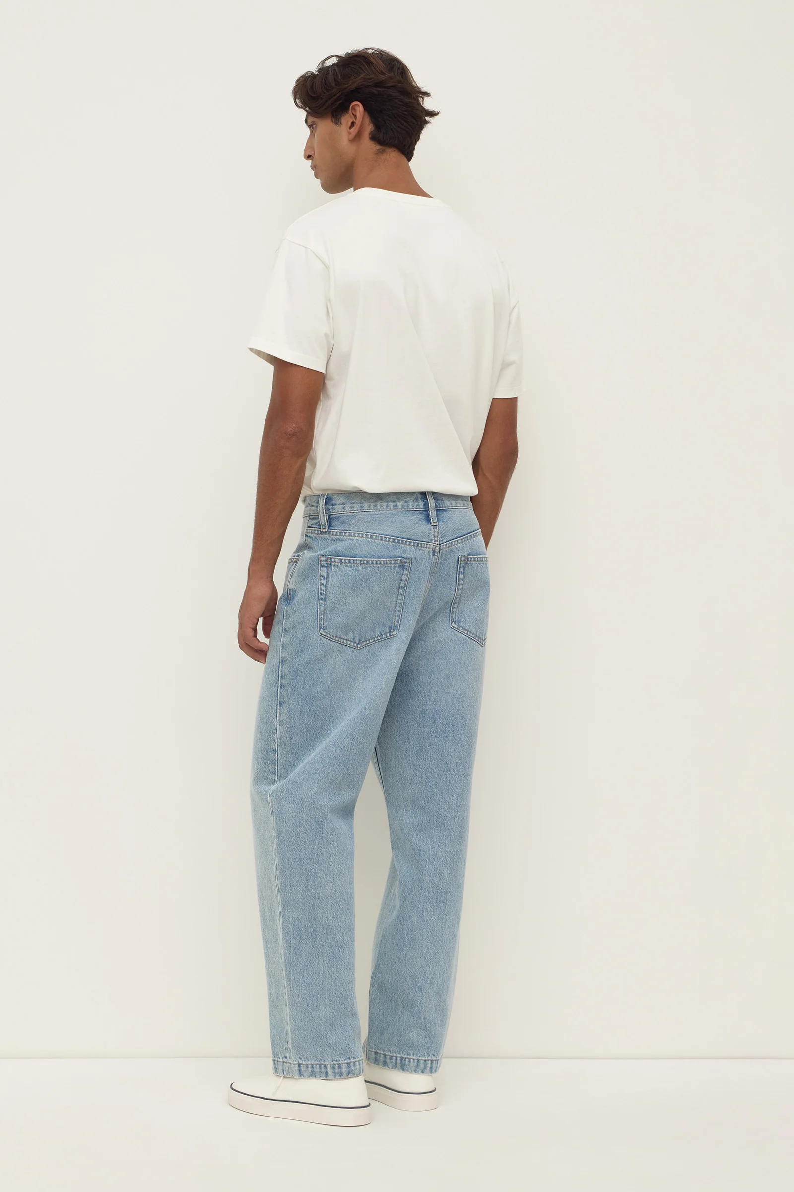 Mens Relaxed Jean - Image 4