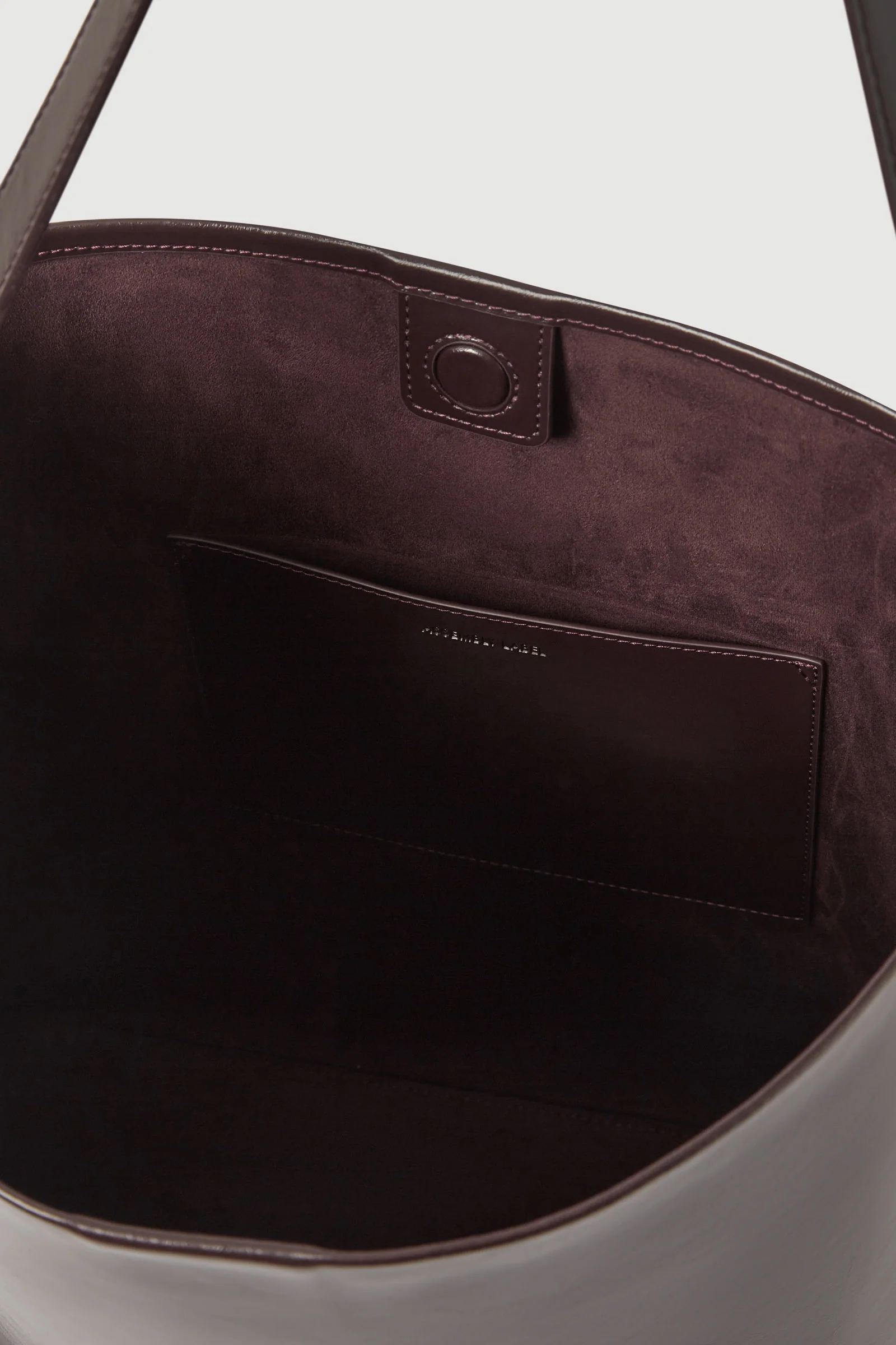 Nova Leather Shoulder Bag - Image 3