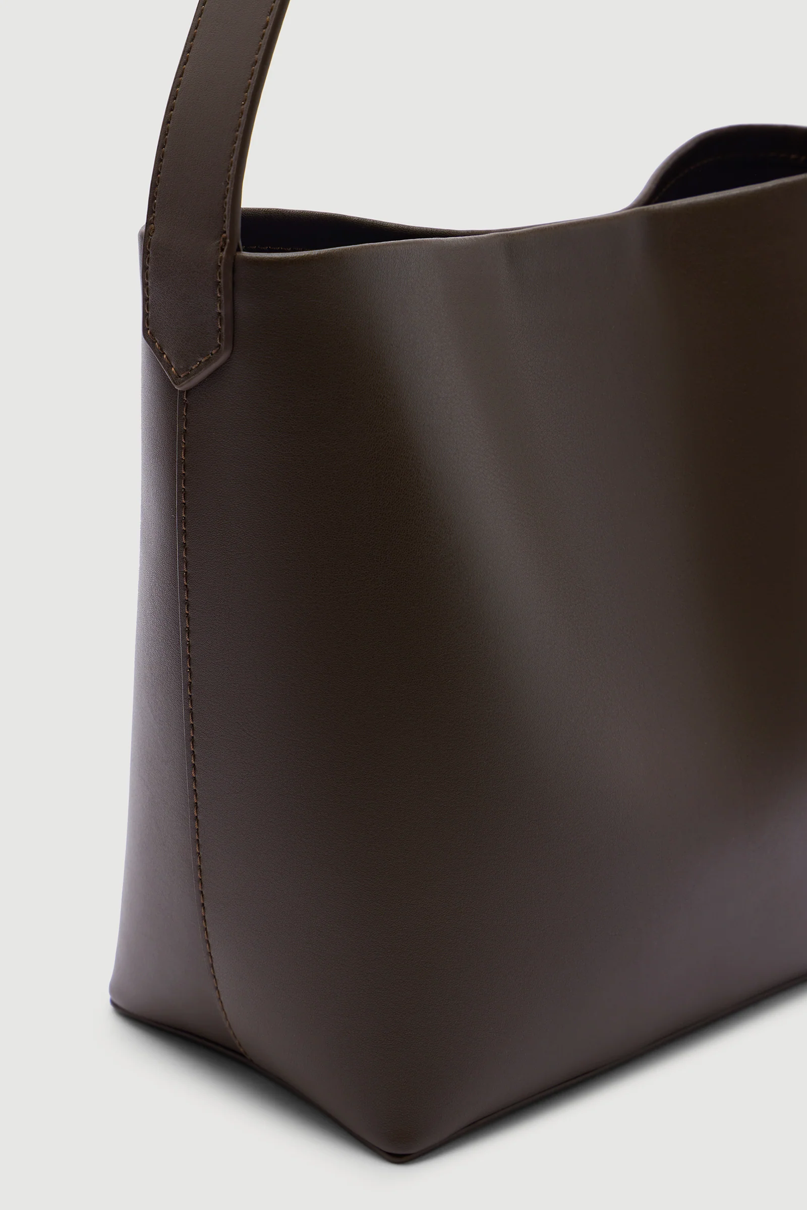 Nova Mini Bucket Bag - Image 3