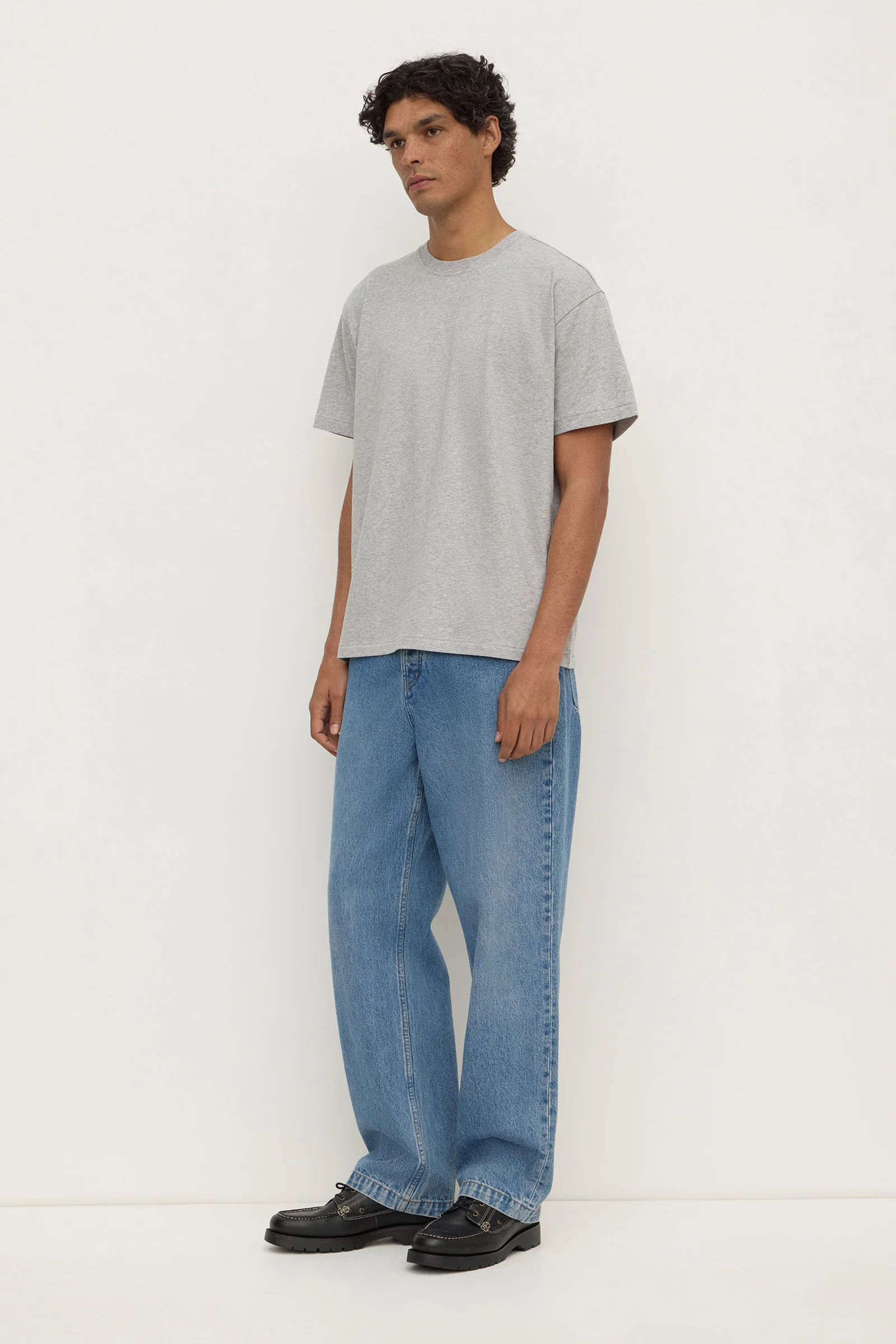 Oli Tee - Image 3