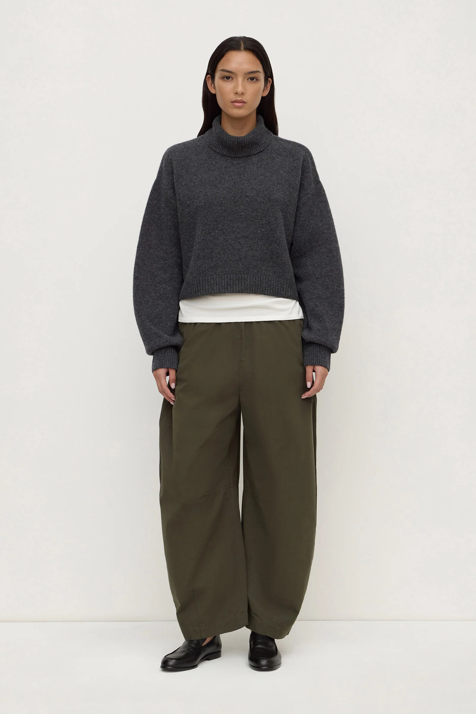 Paris Wool Cashmere Knit Turtleneck - Image 3