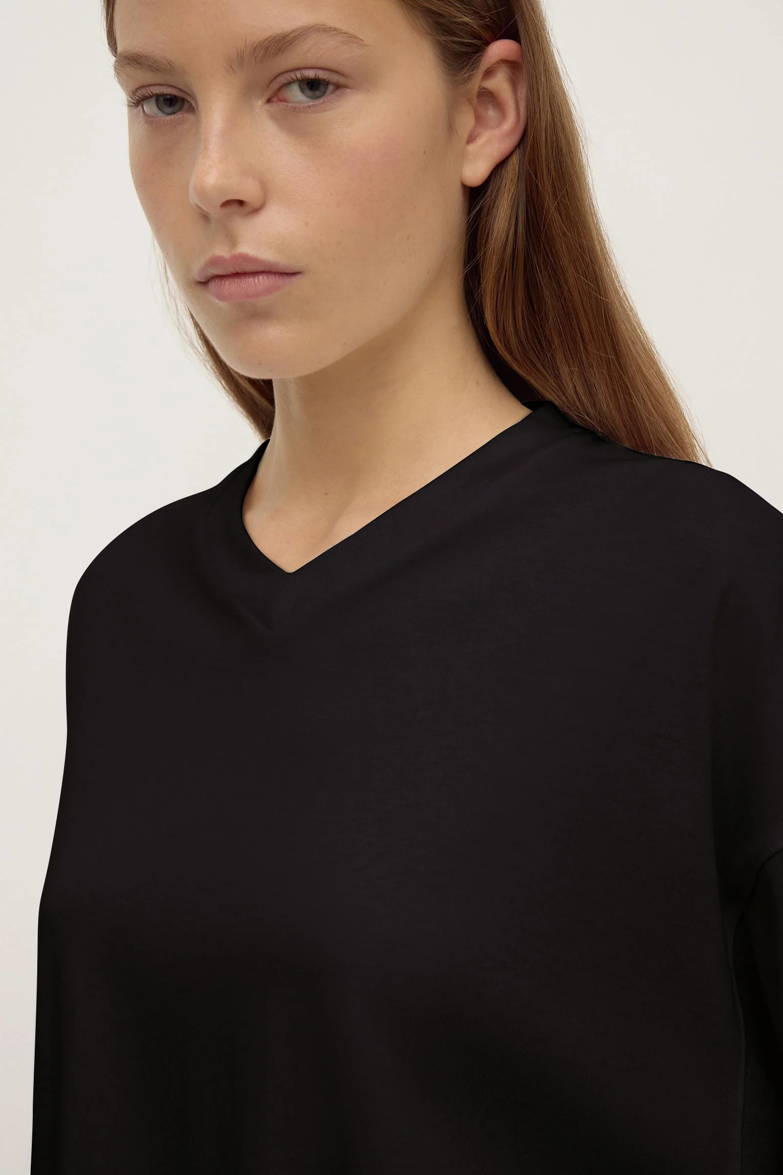 Stella V Neck Long Sleeve Tee - Image 4