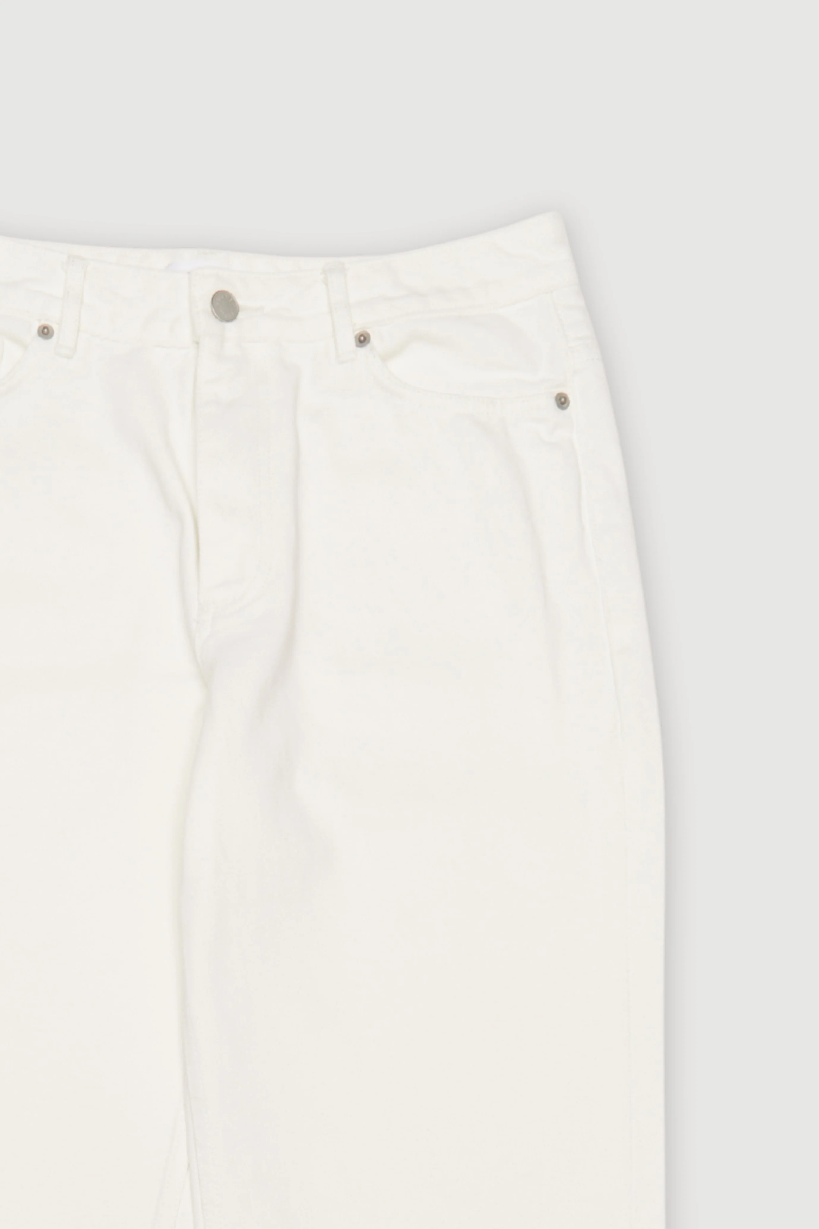 Re-Worn Womens Denim Straight Leg Jean - Image 2